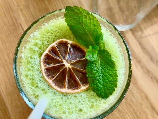 YOLO Suresnes Cocktail Green detox