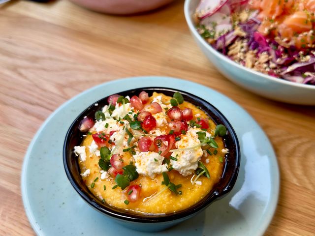 YOLO Suresnes Houmous a partager