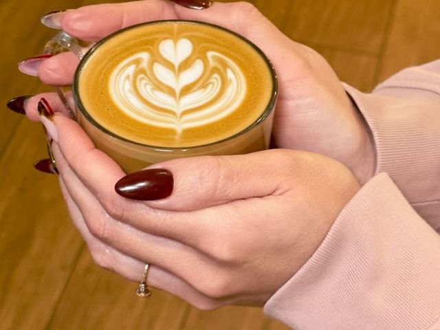 YOLO Suresnes YOLO Coffee shop